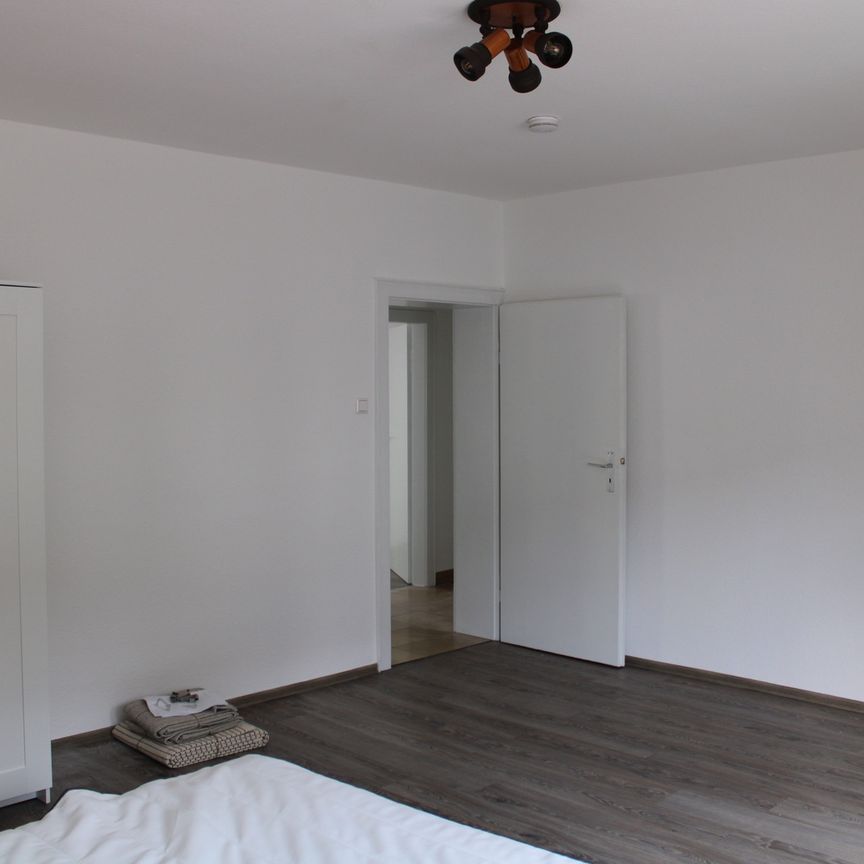 Teilmöblierte 3-Zimmerwohnung mit Einbauküche in Knielingen - Photo 1