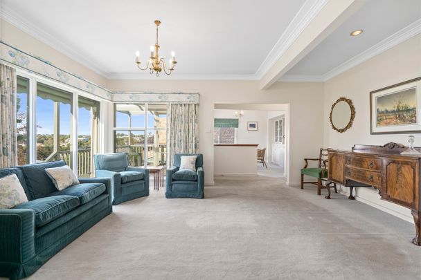 2 Corby Street, Balwyn North VIC 3104 - House For Rent | Domain - Photo 1