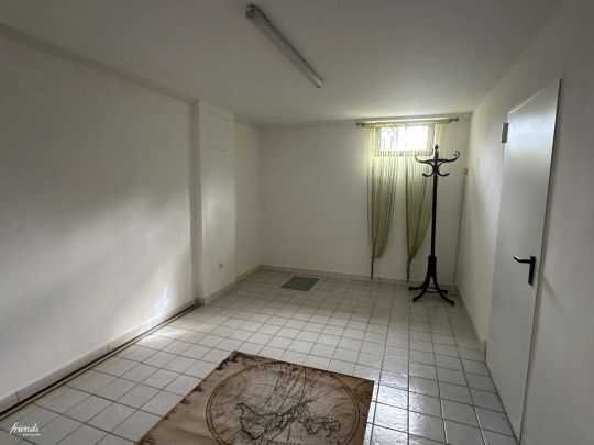 Reihenhaus-Oase mit viel Platz in idyllischer Lage - Foto 1