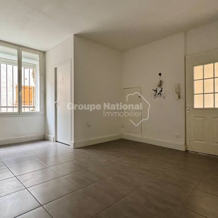 Location Appartement 1 pièce 24m² - Photo 4