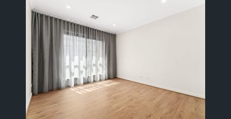 Elegance Meets Functionality in Redstone Estate - Photo 2