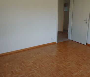 Appartement de 3.5 pièces au rez-de-chaussée - Photo 5