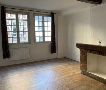 Location Appartement 1 pièce 32m² - Photo 6