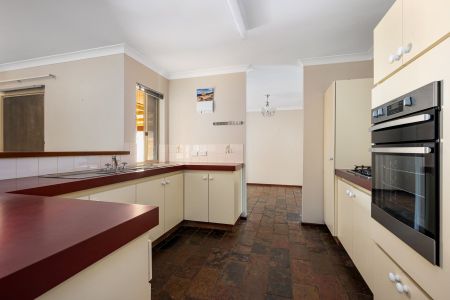 4 Geere Court, 6430, Hannans Wa - Photo 5