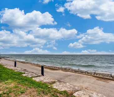 Grimsby Beach - Photo 2