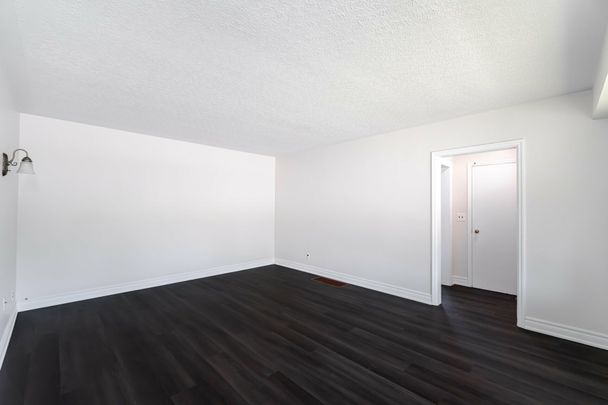 For Lease - 227 Stevenson Road Unit# MAIN, Oshawa, Ontario - Photo 1