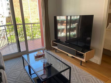 2 room luxury Apartment for rent in Barcelona, Spain - Photo 2