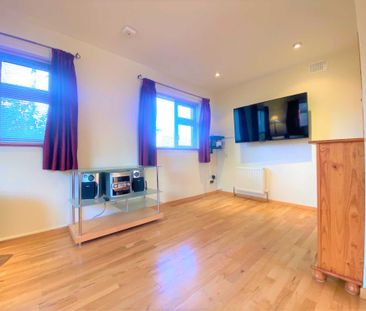 Rowanbyrn, Blackrock, Co Dublin - Photo 1