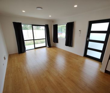 Near-New Modern and Comfortable Apartment - Photo 2