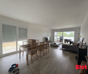Location Appartement 3 pièces 66m² CHARTRES DE BRETAGNE 35131 - Photo 1