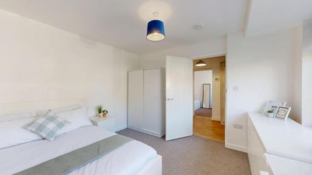 6 bedroom house to rent - Photo 4