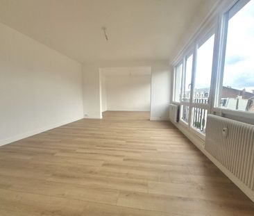 Location Appartement 3 pièces 80m² TOURCOING 59200 - Photo 1