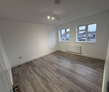 High Street - Photo 1