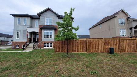 For Lease - 218 ROY Drive, Clearview, Ontario - Photo 3