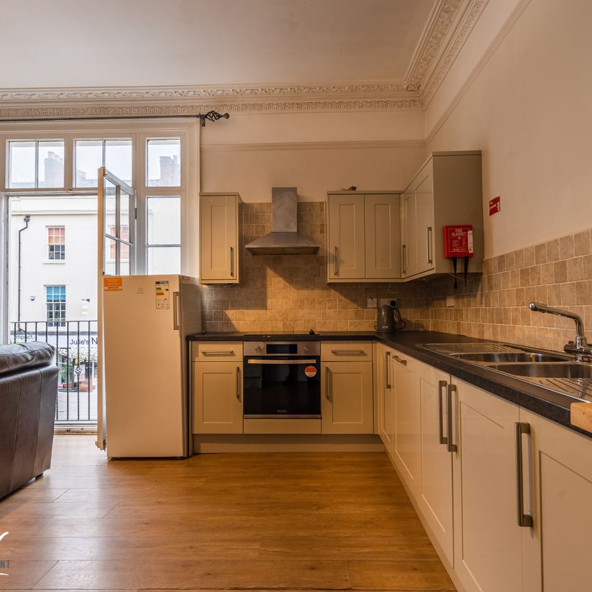 Luxury student property in the heart of Leamington Spa. - Photo 1