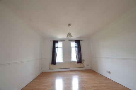 Glimpsing Green, kent, London - Photo 2