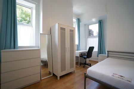 3 Abbey Road - Photo 2