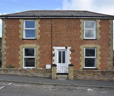 4 bedroom detached house to rent - Photo 6