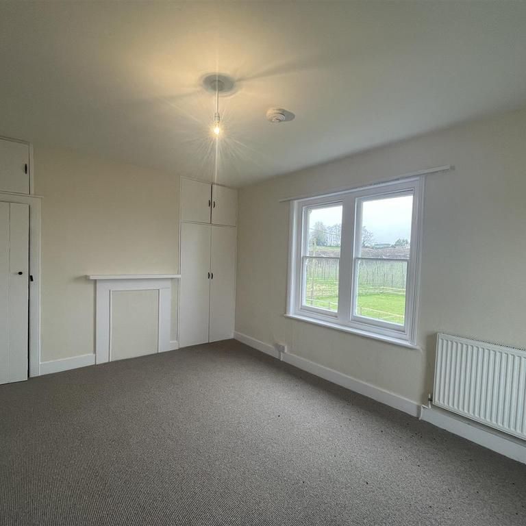 2 bedroom semi-detached house to rent - Photo 1