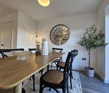4 Bedroom Detached House To Rent - Photo 4