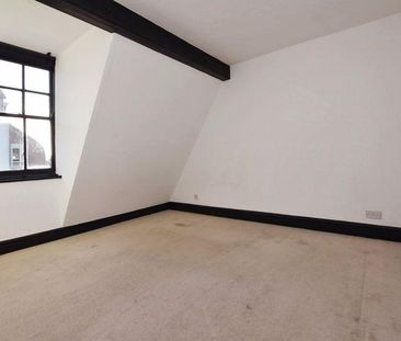 2 bedroom maisonette to rent - Photo 4