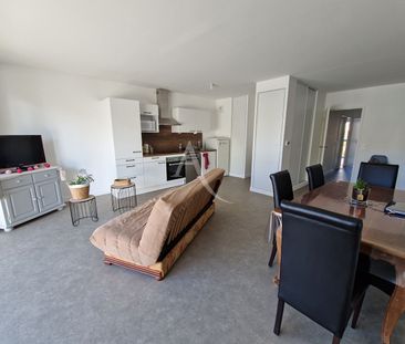 Location Appartement 4 pièces 82m² - Photo 1