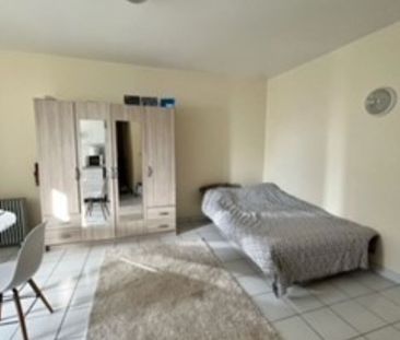 NANTERRE - STUDIO MEUBLE - Photo 4