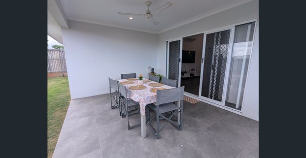 FRESH AND MODERN!! - Photo 1