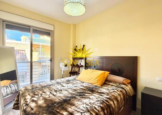 3 BEDROOM APARTMENT FOR RENT IN TORREVIEJA- ALICANTE