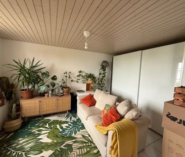 Appartement de 2.5 pièces situé au 2ème étage - Photo 2