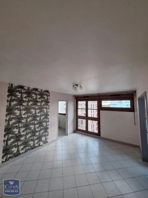 Appartement à louer 4 pièces 71.7m² - Photo 1