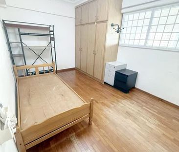 Blk 126 Geylang East Grove (Geylang), HDB 3 Rooms - For Rent - Photo 2