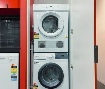 Melbourne CBD - Photo 2