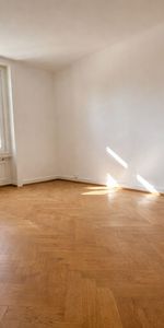 3 spacious and bright rooms with balcony and lake view – Lausanne - Photo 3