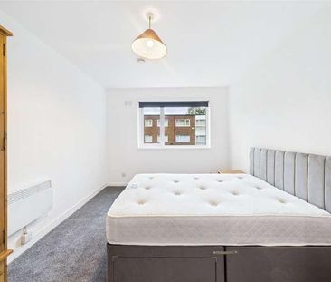 Eccles Old Road, Salford, Greater Manchester, M6 - Photo 3