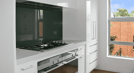 Stunning Family Home in Epsom - Photo 4