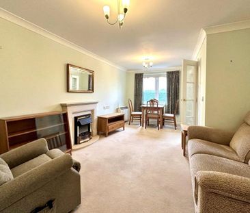 2 bedroom retirement property to rent - Photo 3