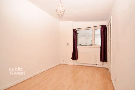 4 bedroom terraced house to rent - Photo 4