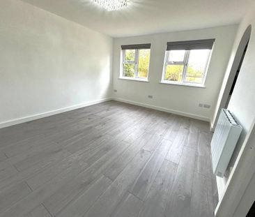Studio to rent - Photo 6