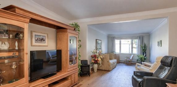 Grand 8 ½ lumineux – 3790 rue Fleury, Montréal-Nord | 2 500 $ / mois - Photo 2