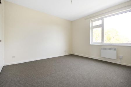 Greenacres, Bristol, BS9 2AX - Photo 2