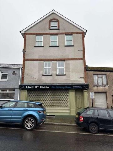 Top Floor Flat, Morgan Street, Tredegar, NP22 - Photo 5