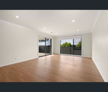 1/43 William Maker Dr, Orange, NSW 2800 - Photo 3