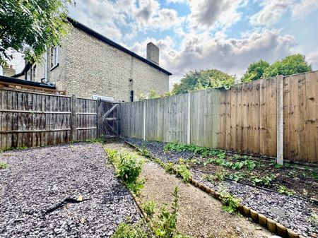 Thornton Street, Hertford - Photo 2