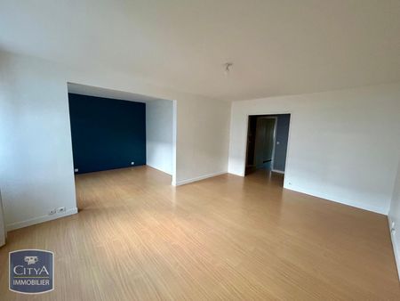 Location Appartement 4 pièces 106m² LILLE 59000 - Photo 4