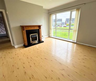 17 Lismore Avenue, Bangor, BT20 4XB - Photo 2