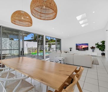 72 Poinciana Boulevard - Photo 2