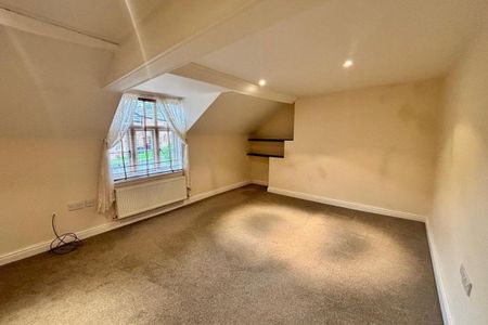 Winsford, Darnhall - Photo 4