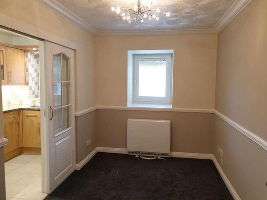 Gwern Avenue, Senghenydd, Caerphilly, CF83 - Photo 1