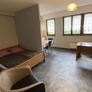 Grand 1 pièce semi meublé - Photo 2